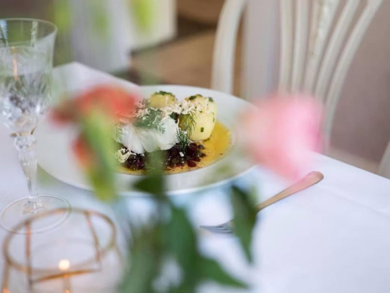 Stf Gysinge Waerdshus & Hotell エクステリア 写真